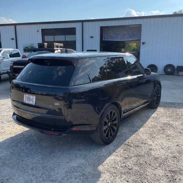2023-land-rover-range-rover-p530se (8)