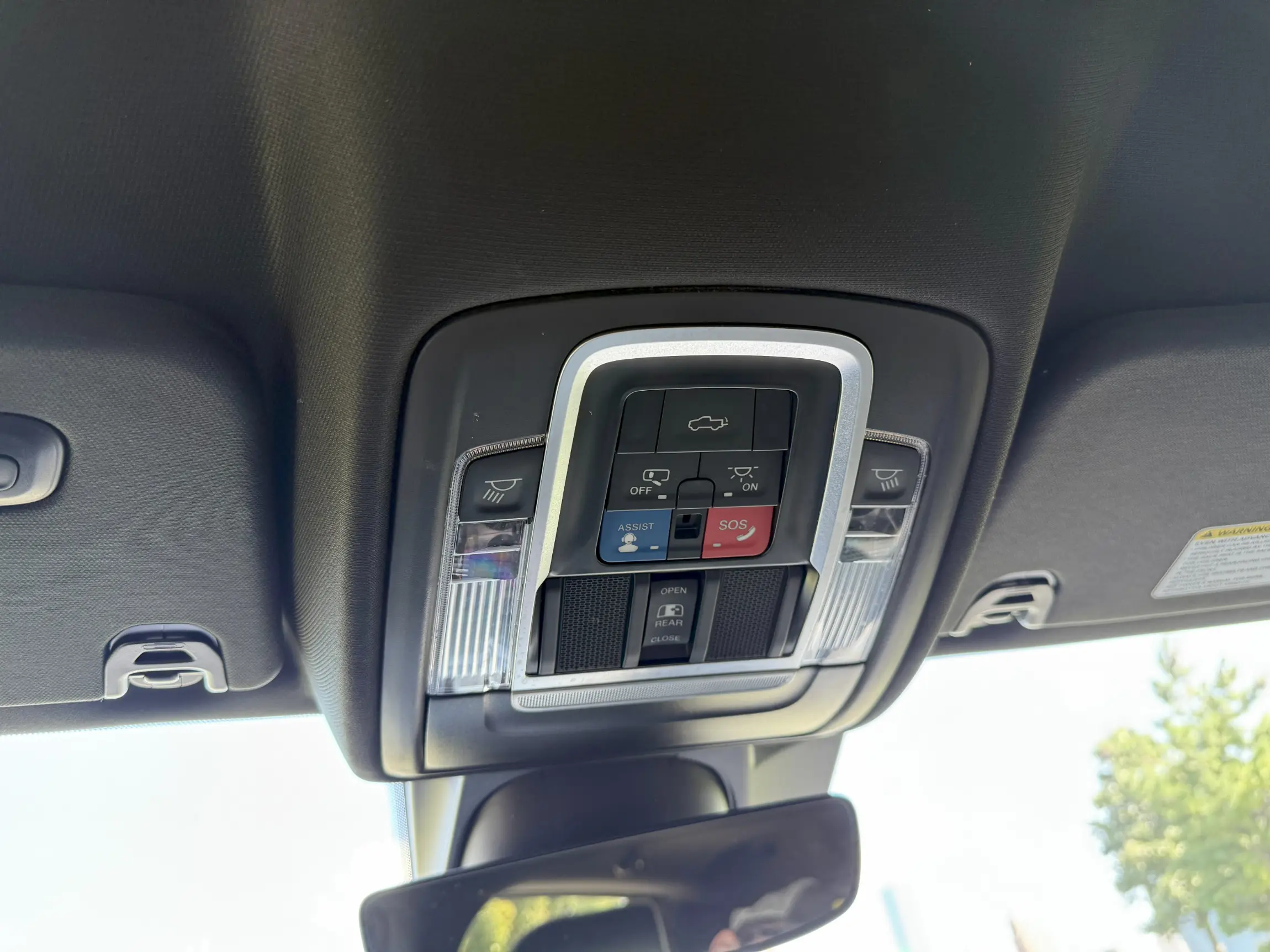 2023-ram-1500-laramie-for-sale-chicago-il-08