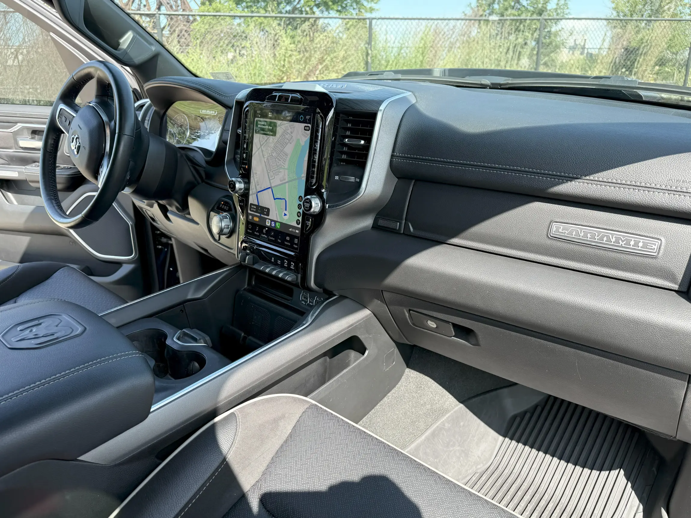 2023-ram-1500-laramie-for-sale-chicago-il-17