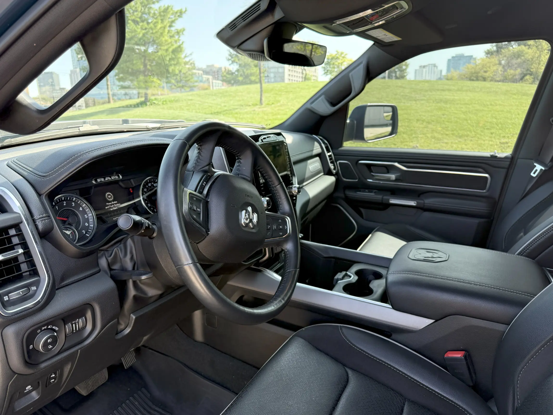 2023-ram-1500-laramie-for-sale-chicago-il-18