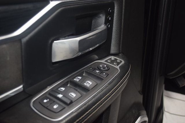 2023-ram-2500-laramie-level-b-night (1)