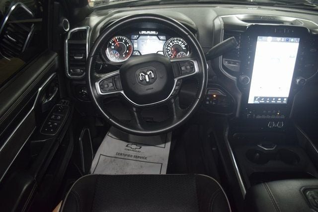 2023-ram-2500-laramie-level-b-night (15)