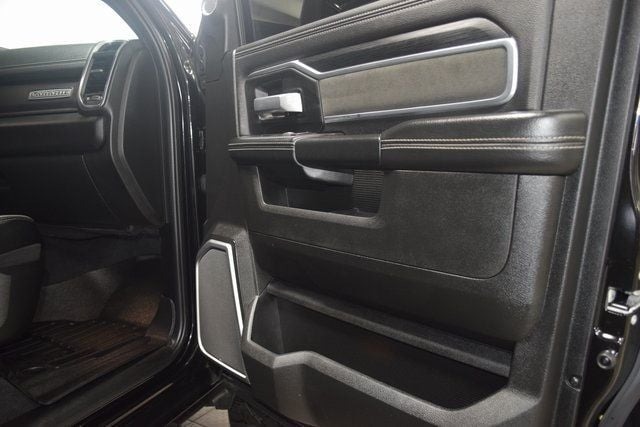2023-ram-2500-laramie-level-b-night (17)