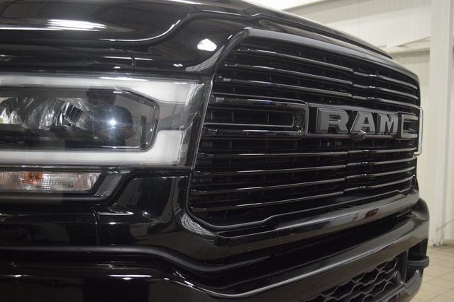 2023-ram-2500-laramie-level-b-night (41)