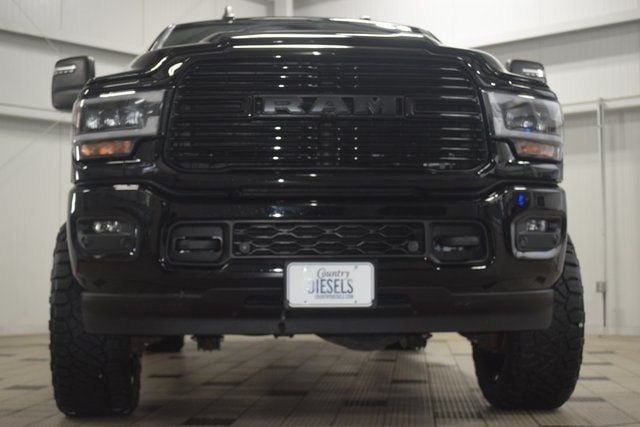 2023-ram-2500-laramie-level-b-night (45)