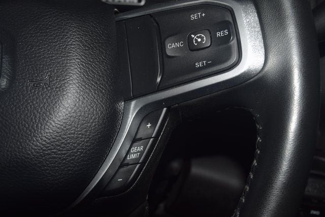 2023-ram-2500-laramie-level-b-night (5)