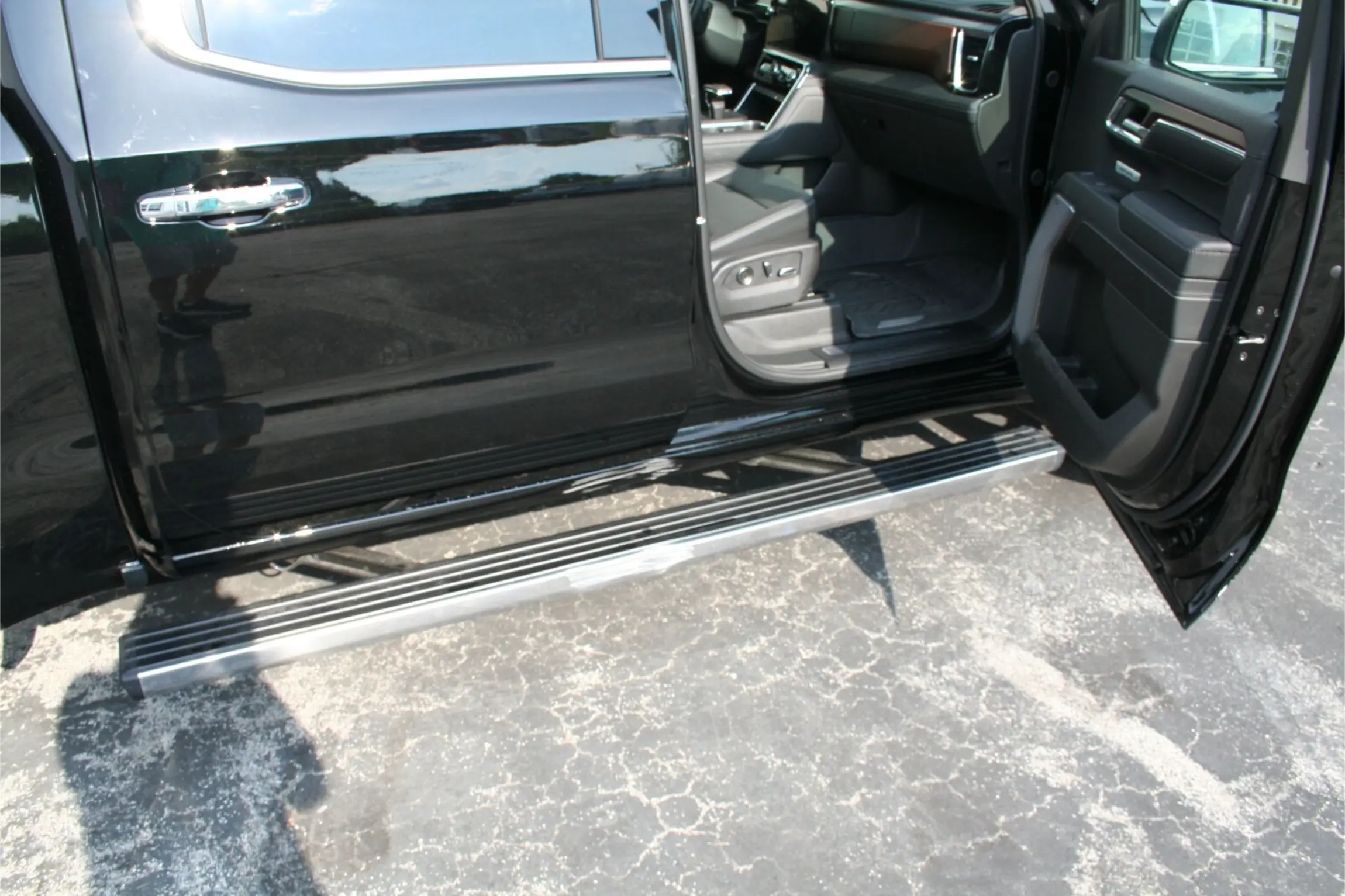 2024-gmc-sierra-1500-denali-for-sale-30