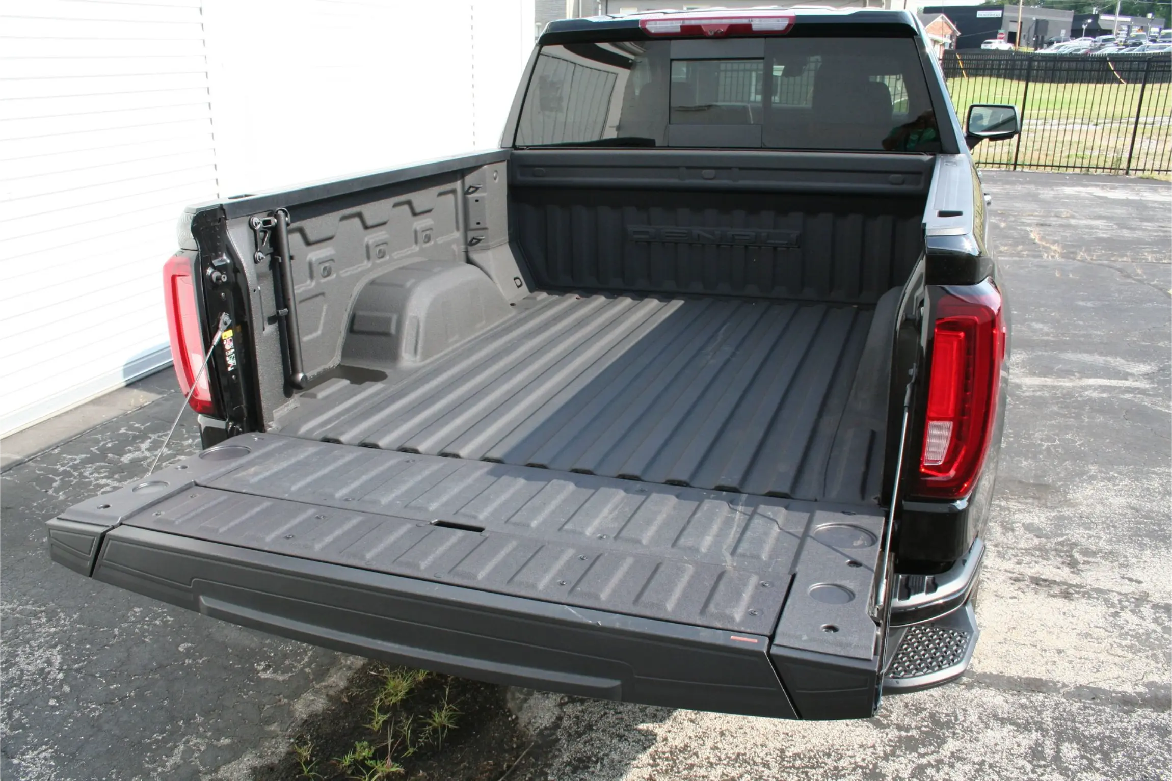 2024-gmc-sierra-1500-denali-for-sale-31