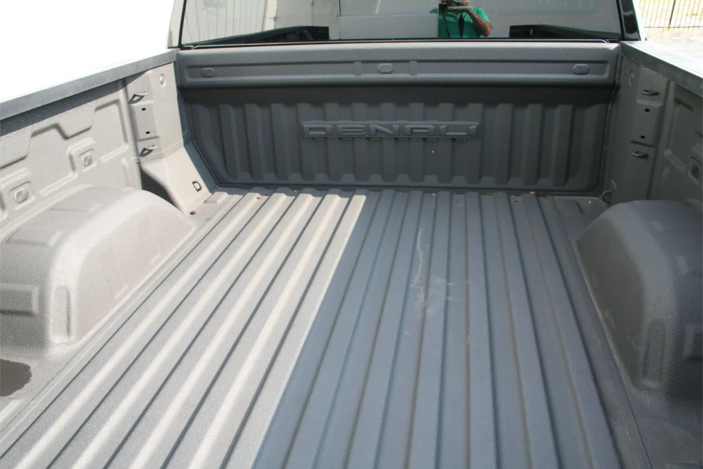 2024-gmc-sierra-1500-denali-for-sale-32