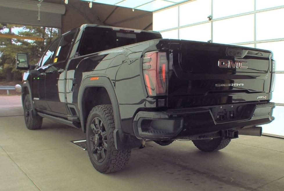 2024-gmc-sierra-at4 (8)
