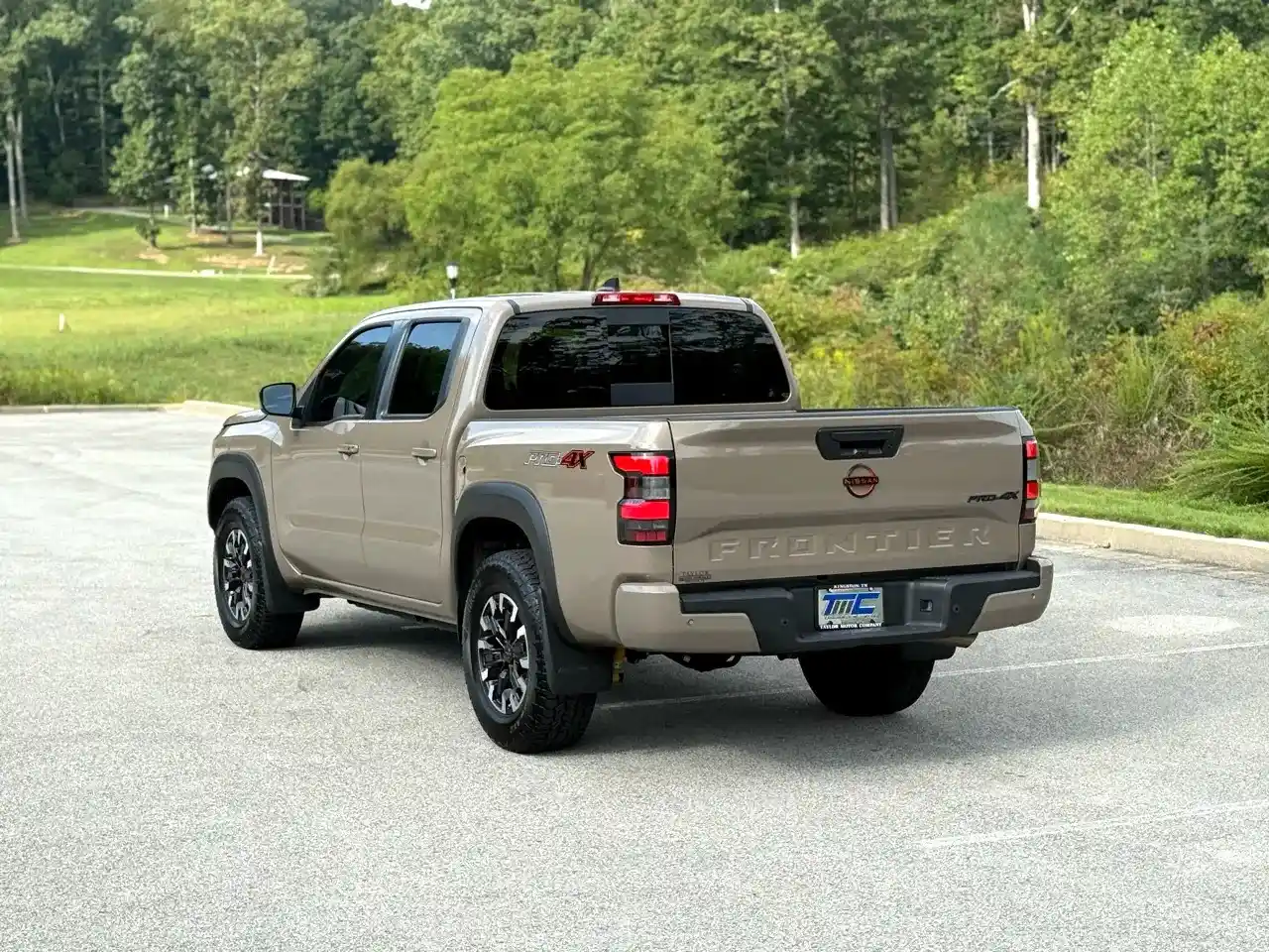 2024-nissan-frontier-pro4x-for-sale-kingston-tn-8