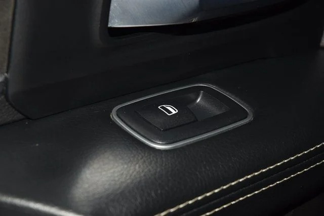 2024-ram-2500-laramie-mega-cab (13)