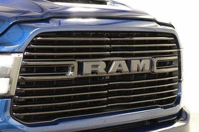 2024-ram-2500-laramie-mega-cab (30)