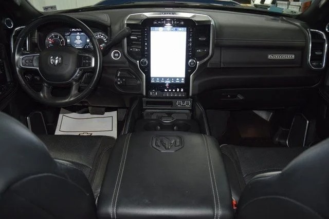 2024-ram-2500-laramie-mega-cab (45)