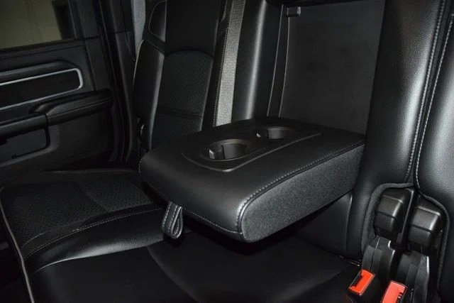 2024-ram-2500-laramie-mega-cab (6)