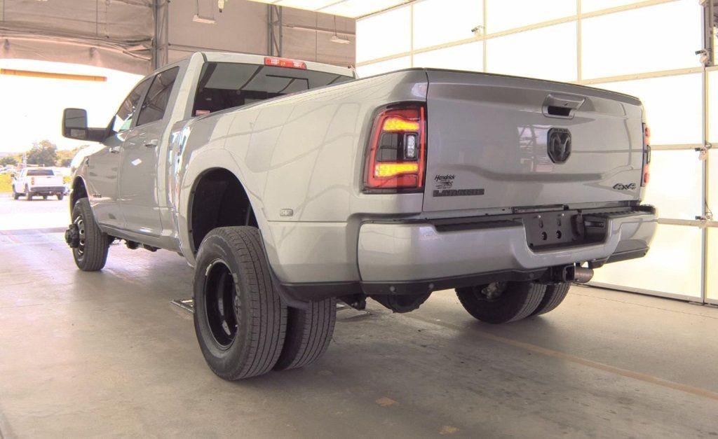 2024-ram-laramie-3500 (4)