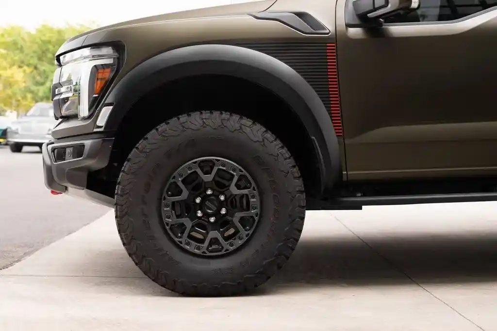 2025-ford-f150-raptor-r-for-sale-south-jordan-city-ut-11