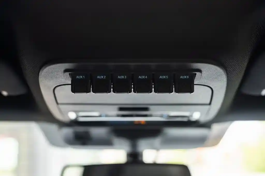 2025-ford-f150-raptor-r-for-sale-south-jordan-city-ut-29