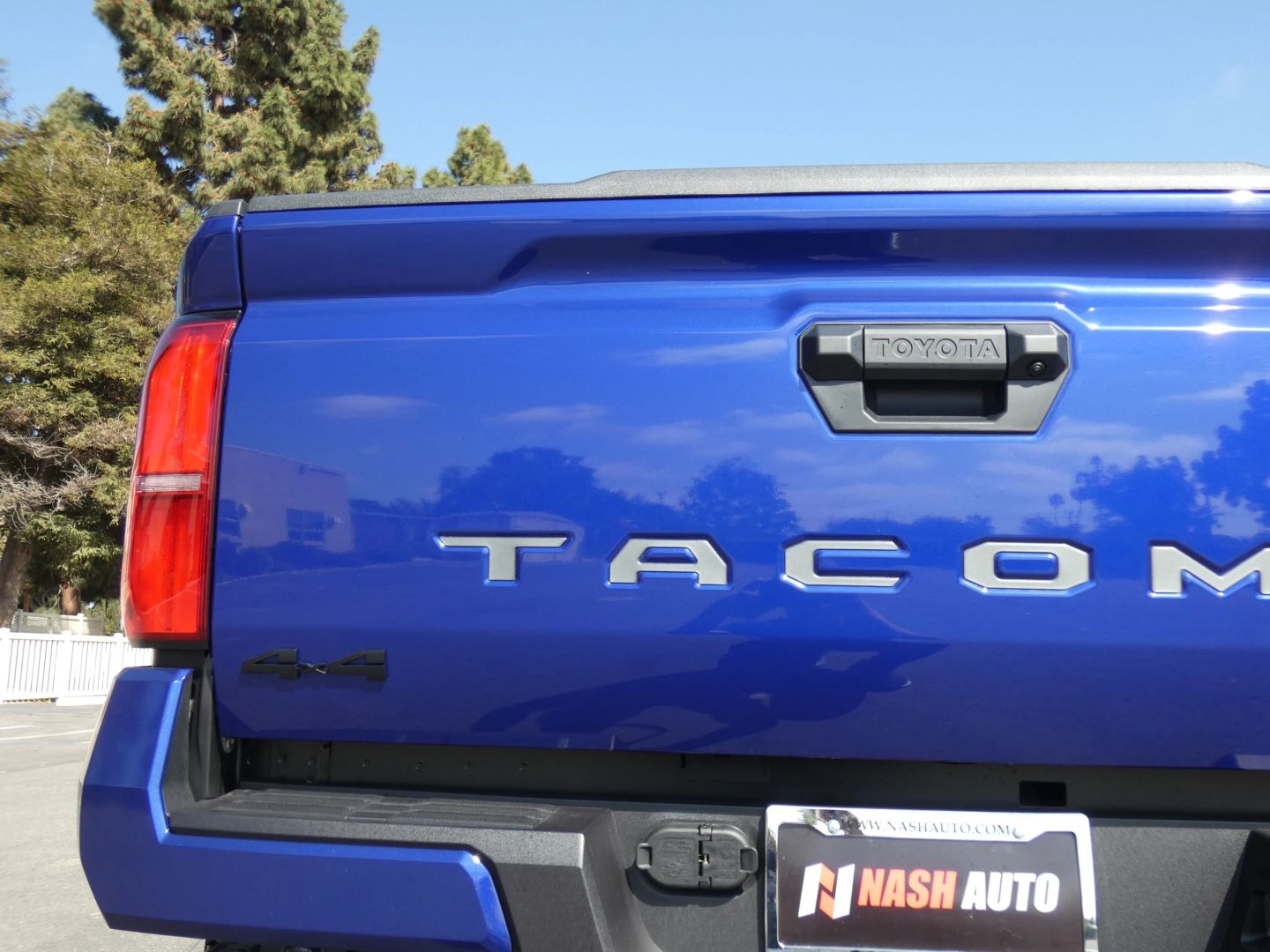 2025-toyota-tacoma-trd-sport-for-sale-costa-mesa-ca-11