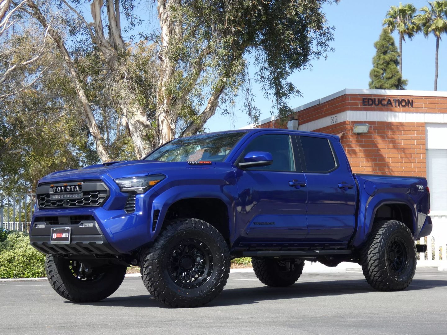 2025-toyota-tacoma-trd-sport-for-sale-costa-mesa-ca-19