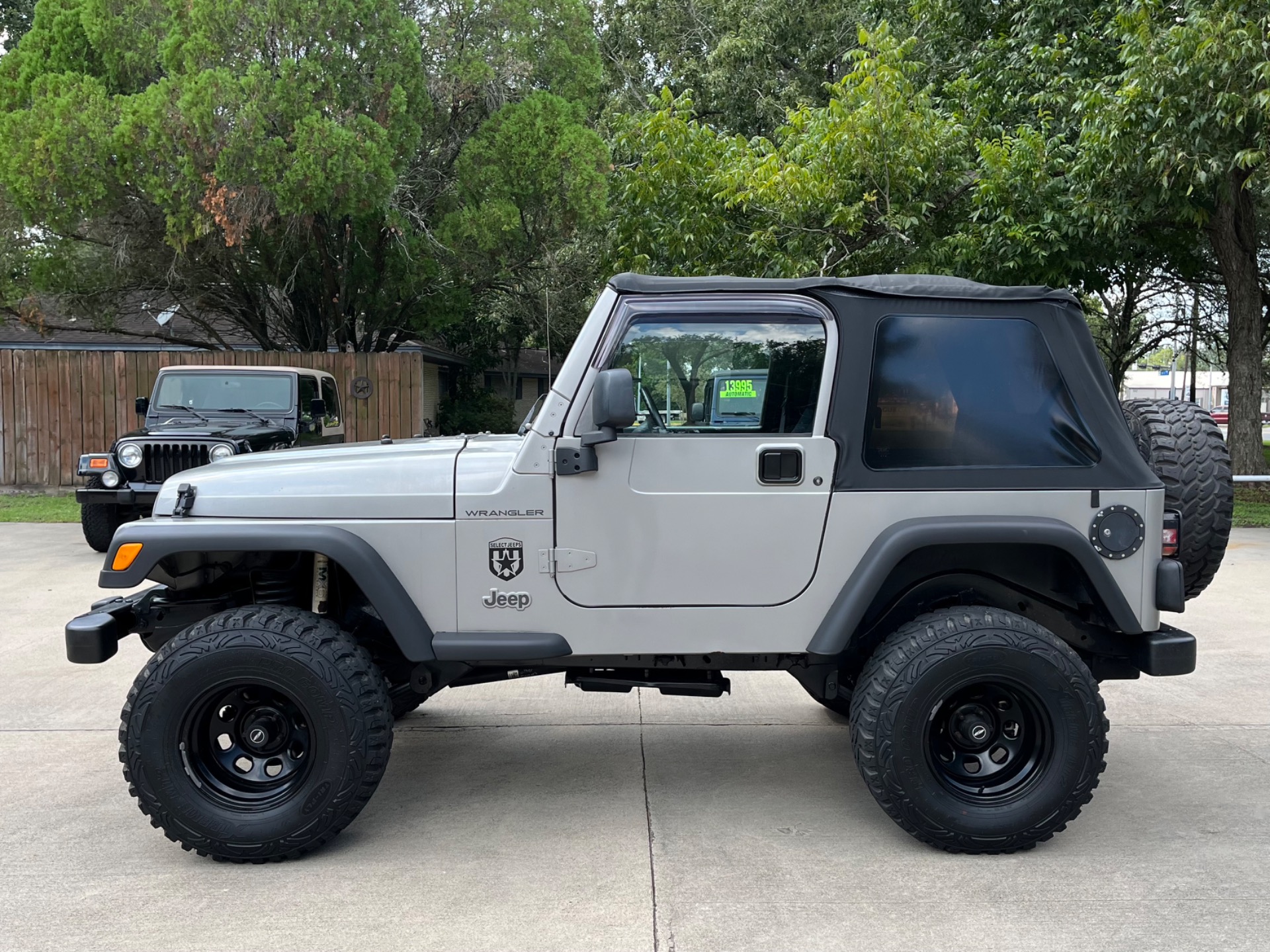 Used-2002-Jeep-Wrangler-X (3)