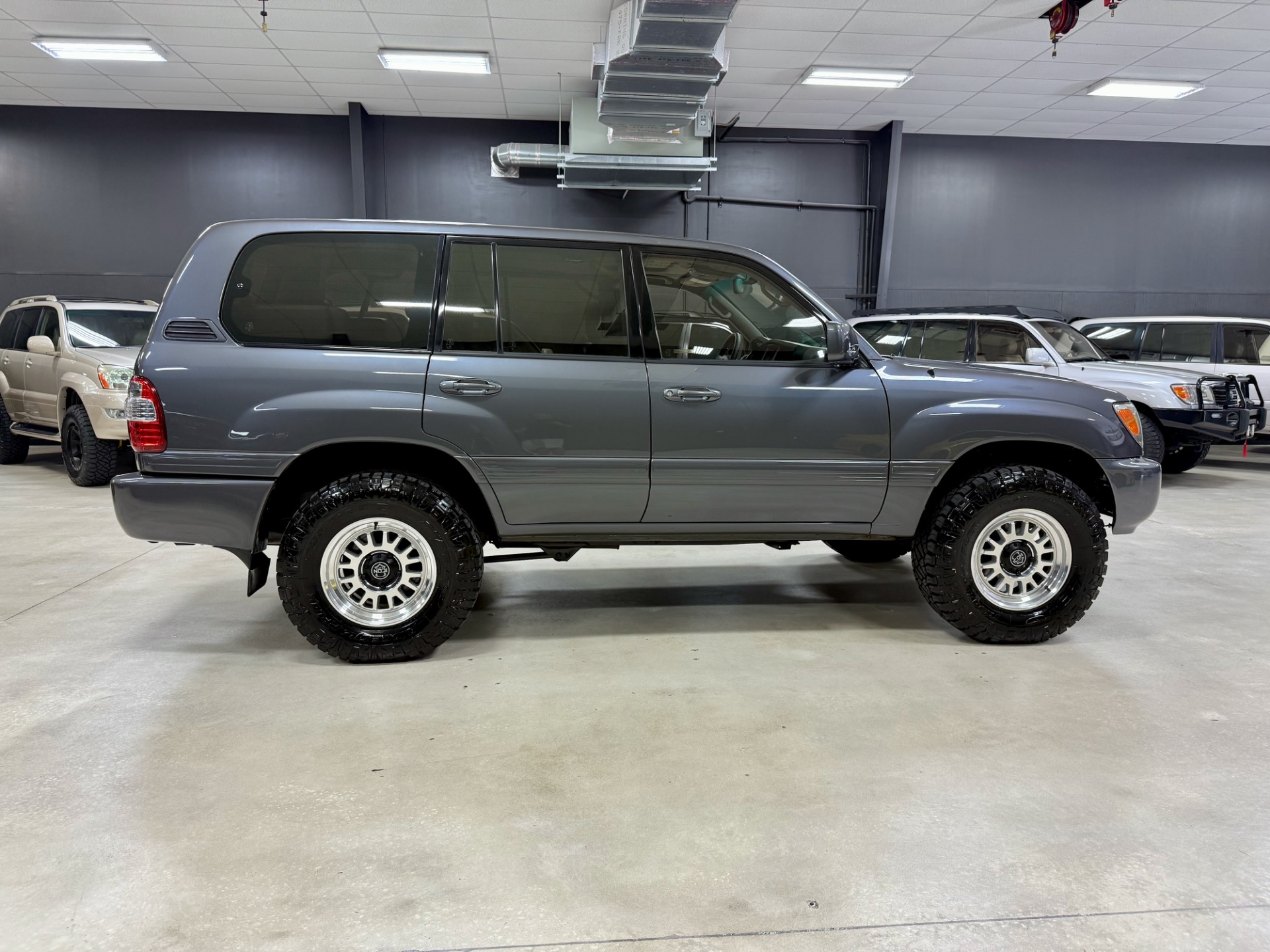 Used-2003-Toyota-Land-Cruiser-100-SERIES-FRESH-BUILD-EXCEPTIONAL-1757632742