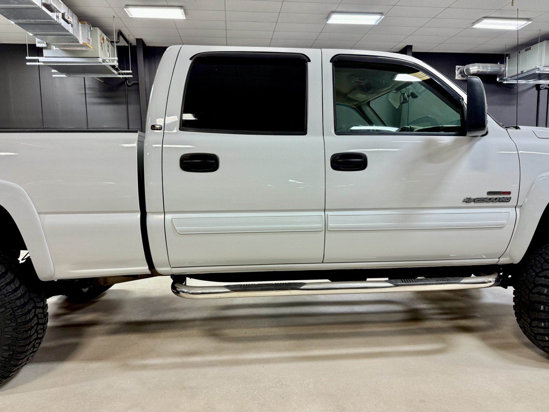 Used-2006-Chevrolet-Silverado-2500HD-DURAMAX-4X4-LT-20K-MILES-1757630267