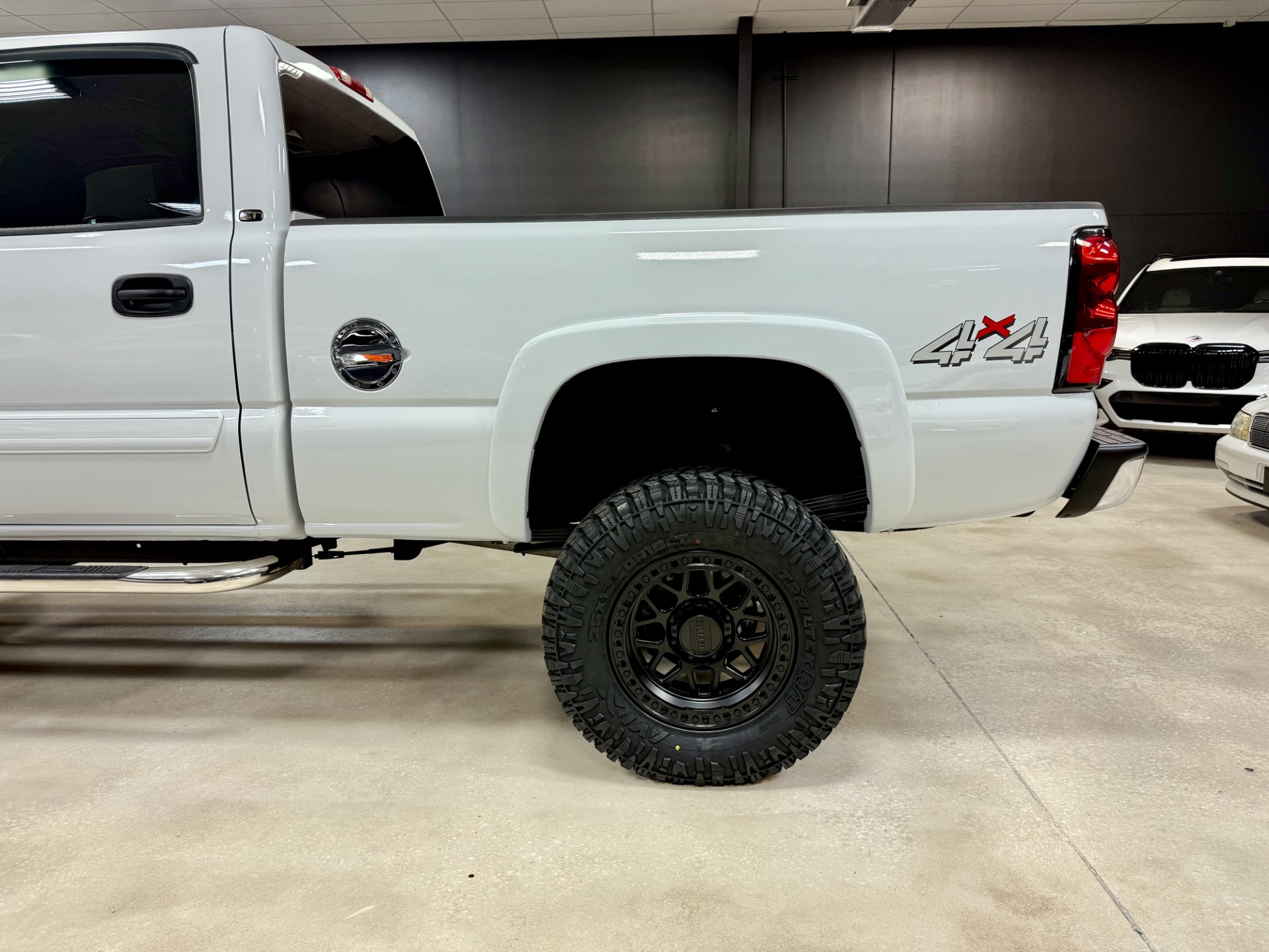 Used-2006-Chevrolet-Silverado-2500HD-DURAMAX-4X4-LT-20K-MILES-1757630268