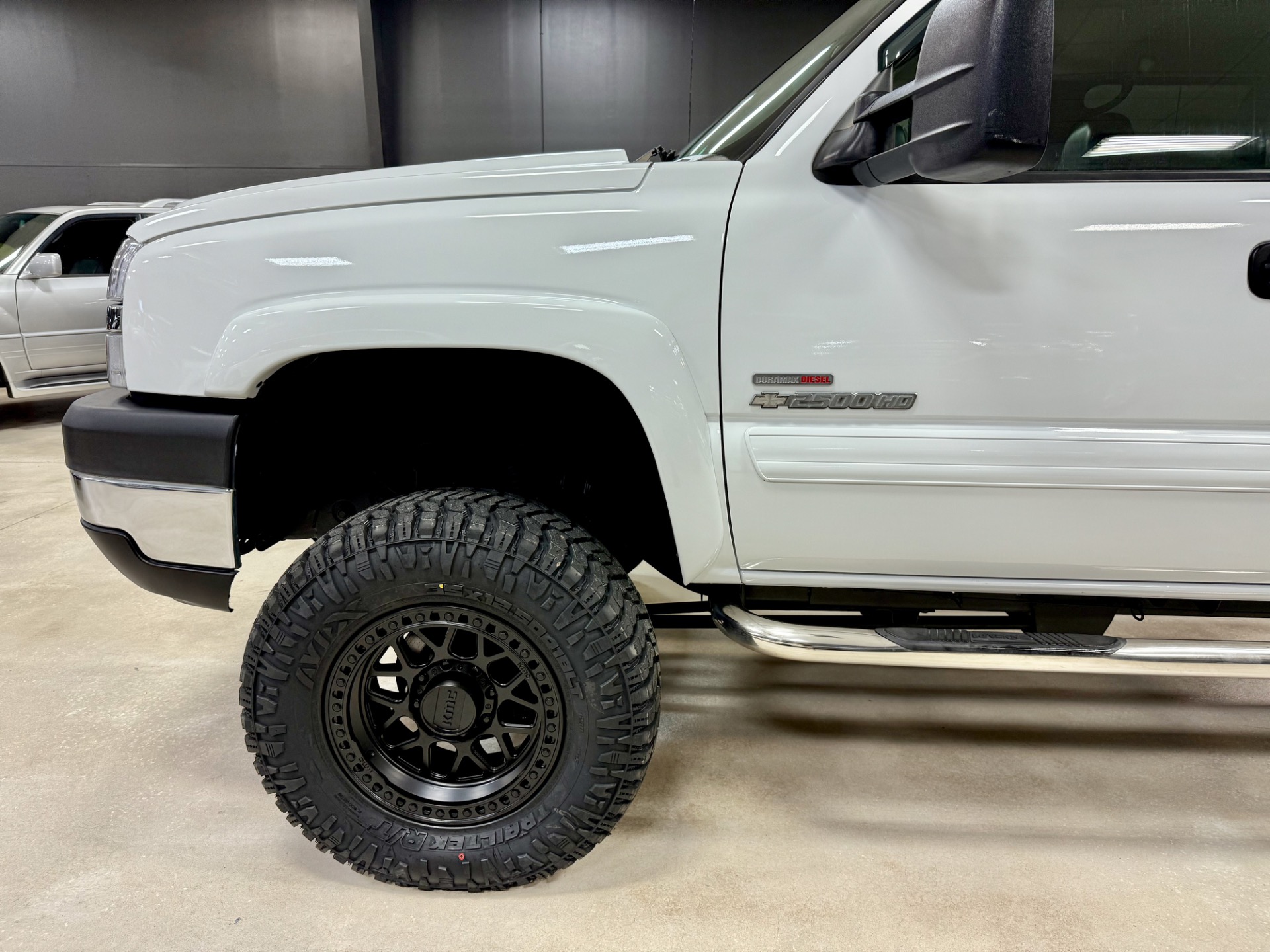Used-2006-Chevrolet-Silverado-2500HD-DURAMAX-4X4-LT-20K-MILES-1757630269