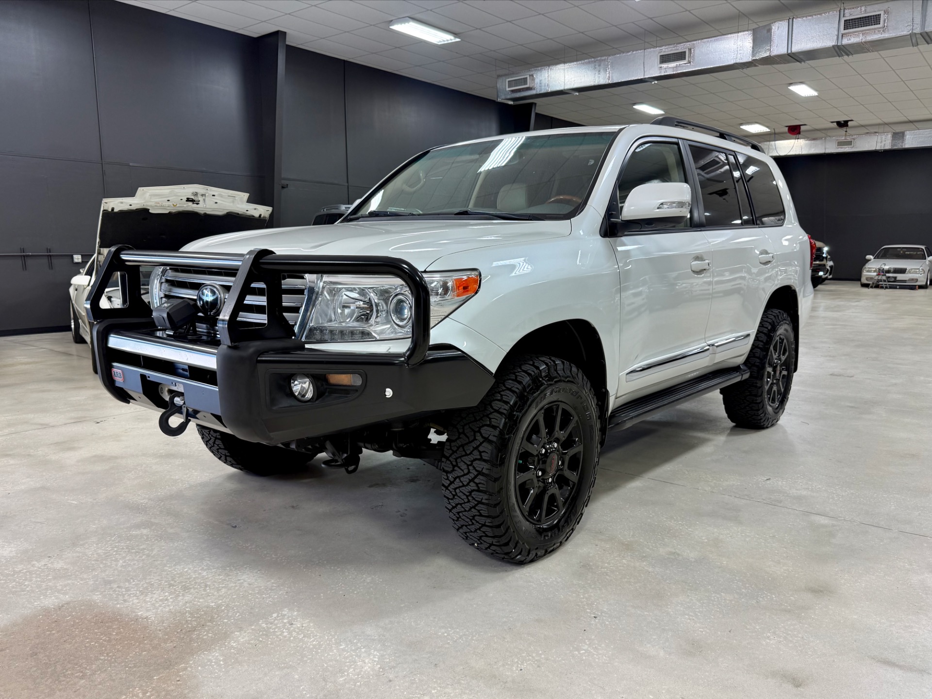 Used-2015-Toyota-Land-Cruiser-200-SERIES-EXCEPTIONAL-BUILD-1758050901