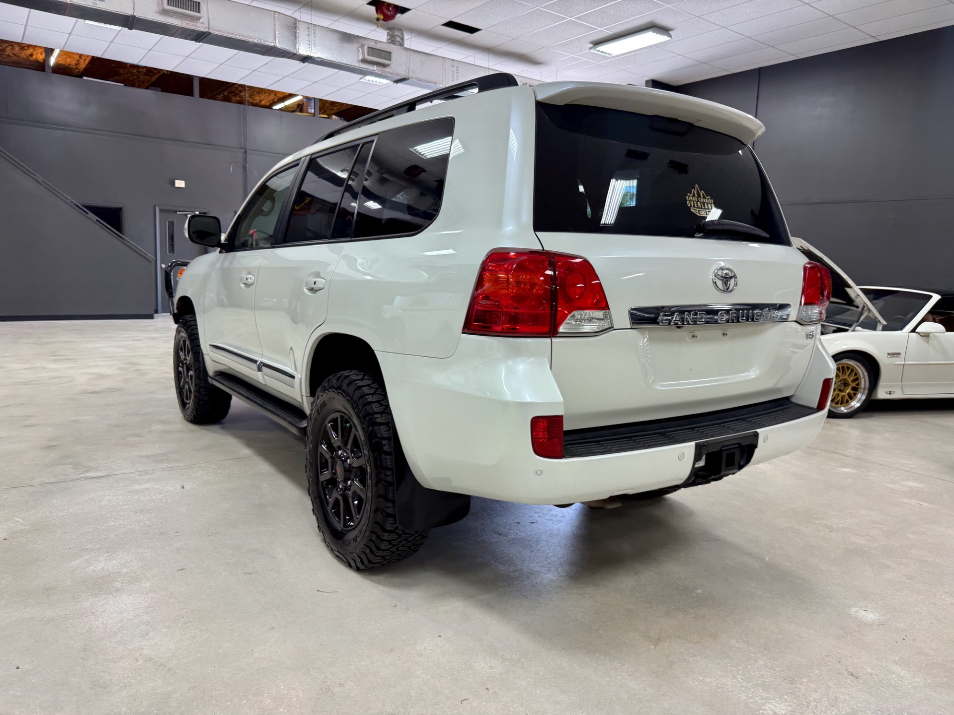 Used-2015-Toyota-Land-Cruiser-200-SERIES-EXCEPTIONAL-BUILD-1758050905