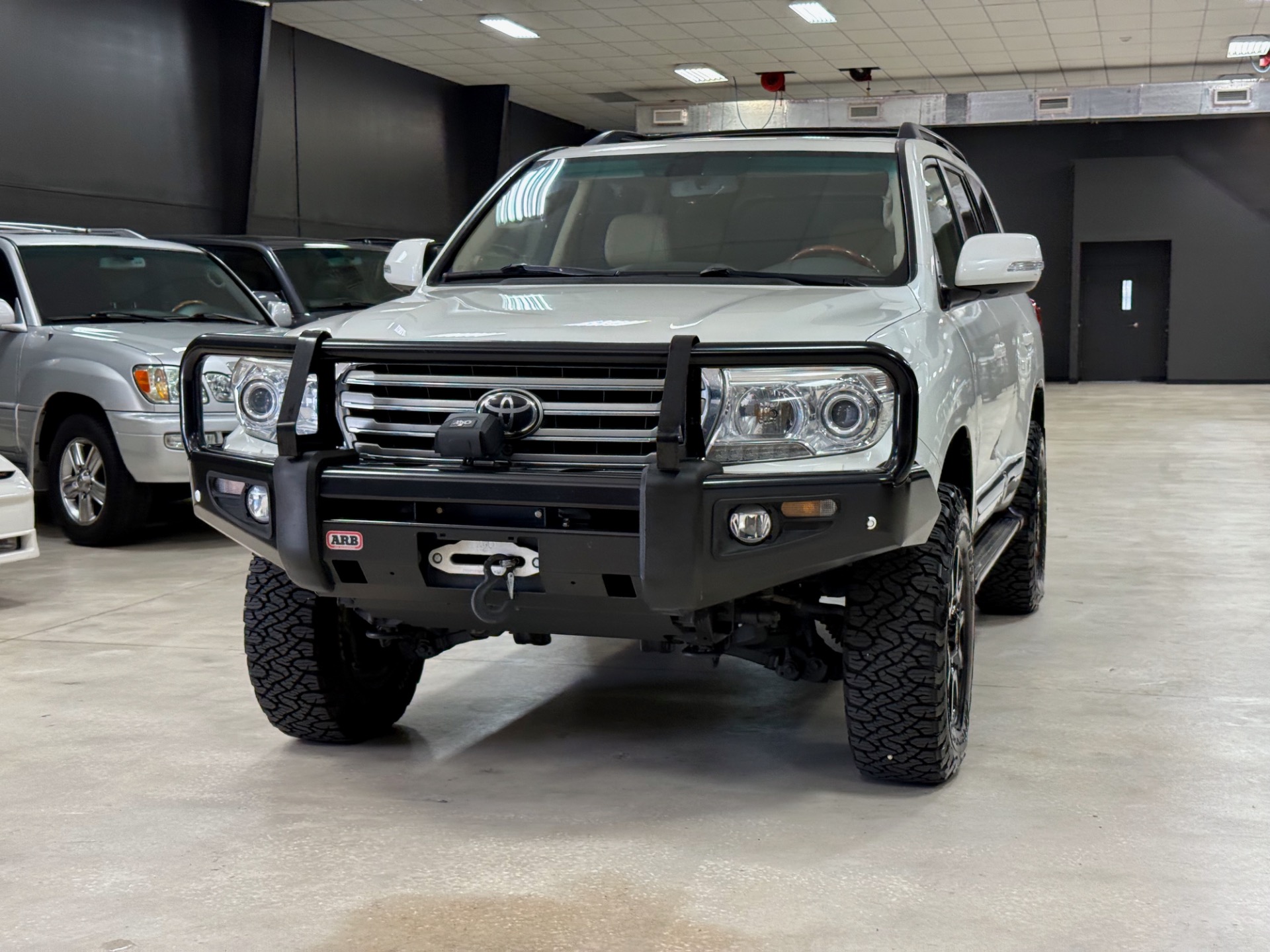 Used-2015-Toyota-Land-Cruiser-200-SERIES-EXCEPTIONAL-BUILD-1758050909