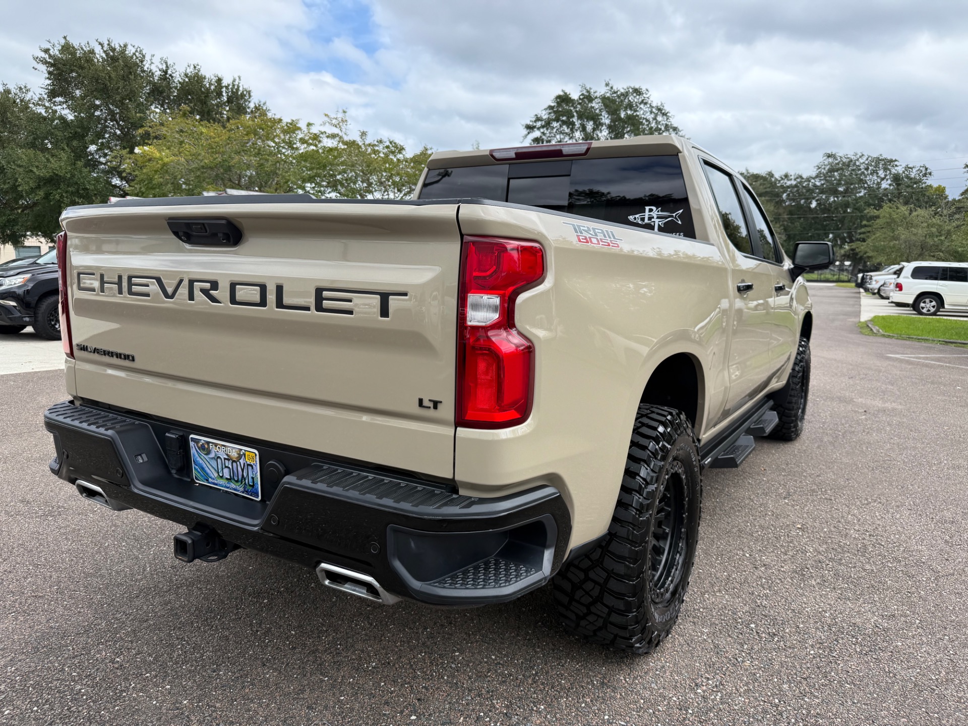 Used-2022-Chevrolet-Silverado-1500-4x4-LIFTED-LT-Trail-Boss-1757102757