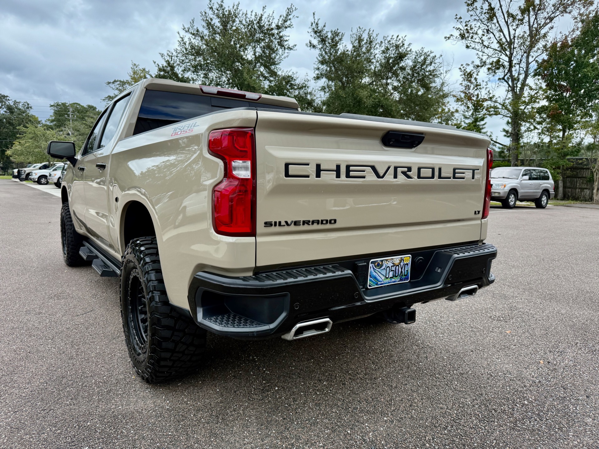Used-2022-Chevrolet-Silverado-1500-4x4-LIFTED-LT-Trail-Boss-1757102759