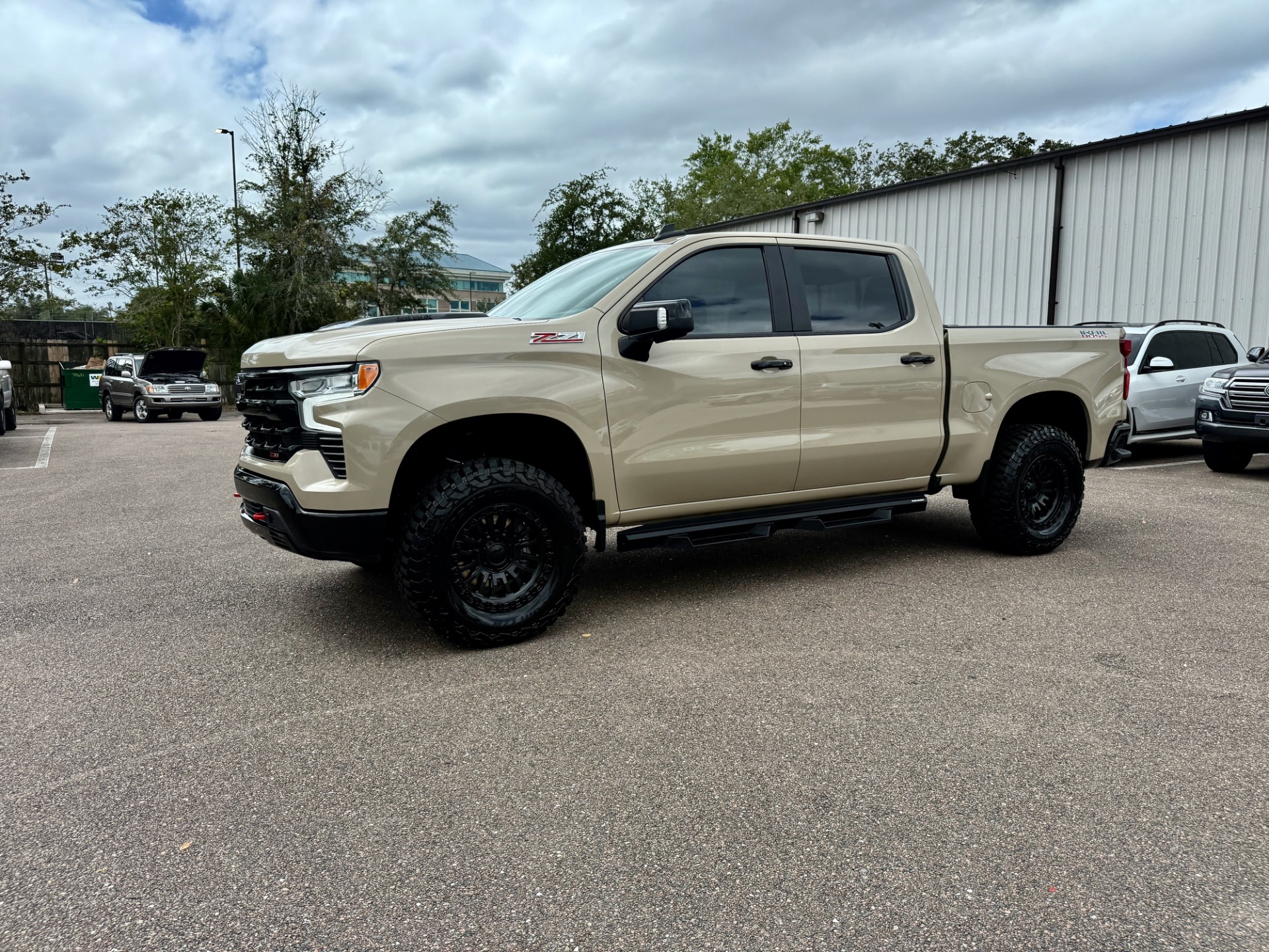 Used-2022-Chevrolet-Silverado-1500-4x4-LIFTED-LT-Trail-Boss-1757102764
