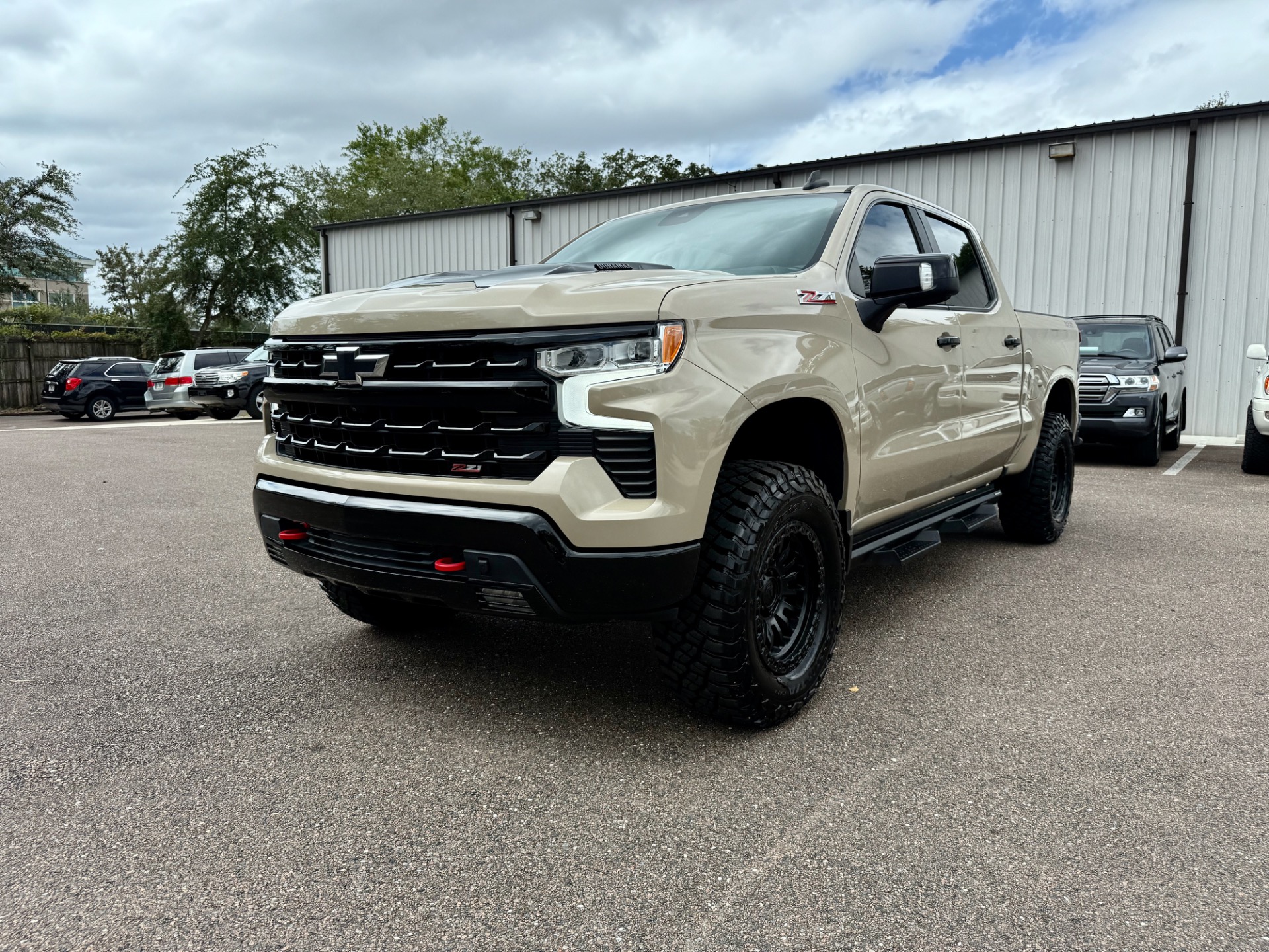 Used-2022-Chevrolet-Silverado-1500-4x4-LIFTED-LT-Trail-Boss-1757102766