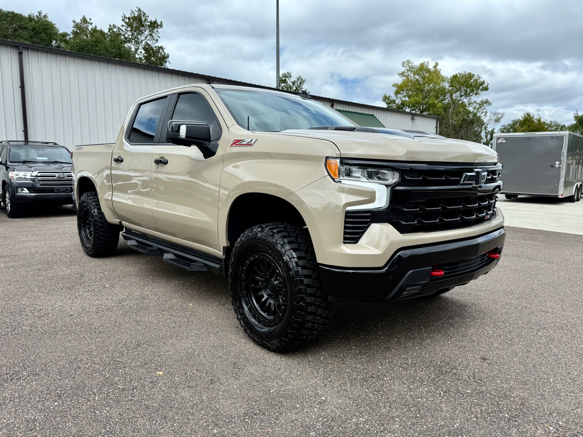 Used-2022-Chevrolet-Silverado-1500-4x4-LIFTED-LT-Trail-Boss-1757102768