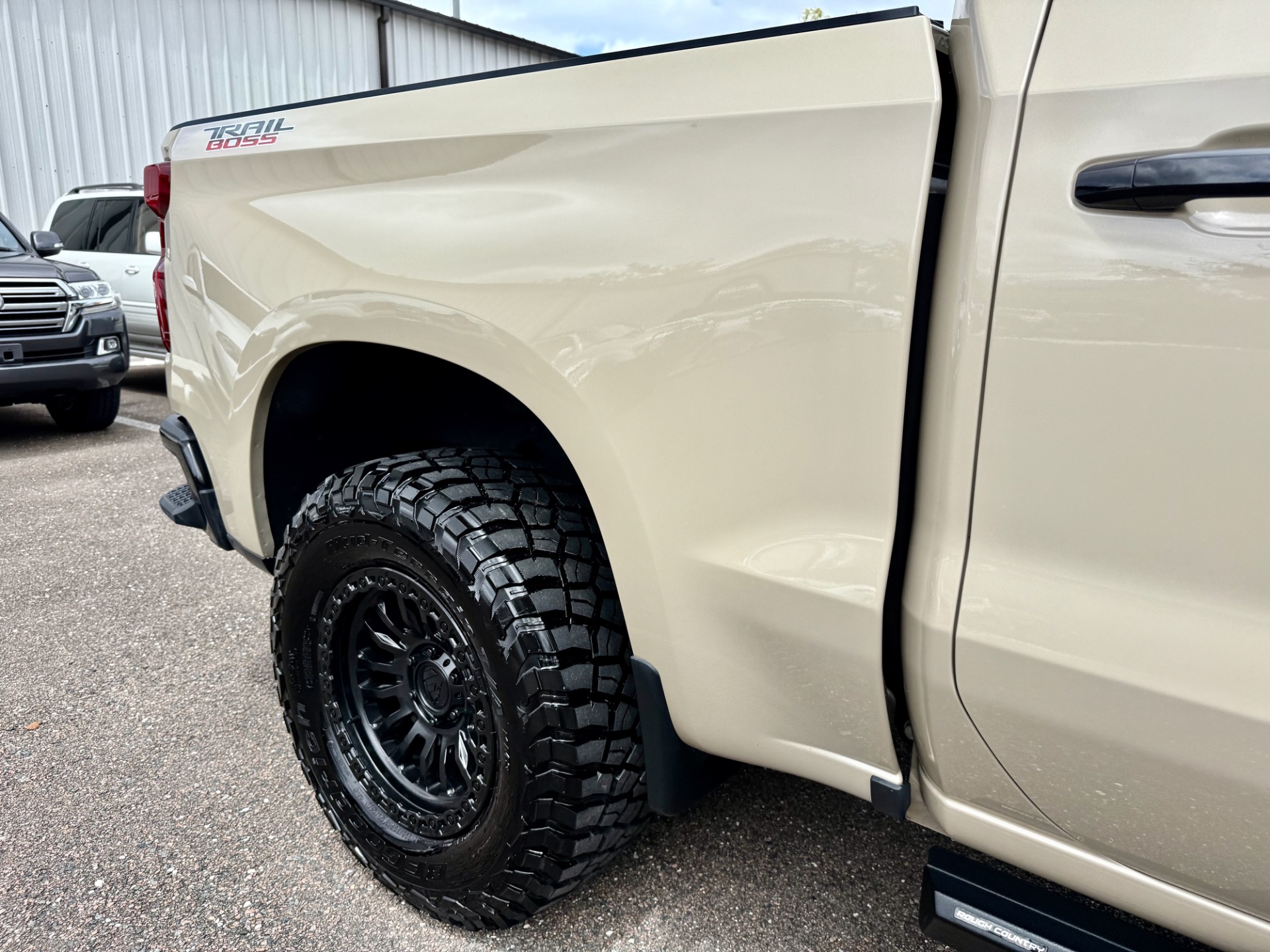 Used-2022-Chevrolet-Silverado-1500-4x4-LIFTED-LT-Trail-Boss-1757102777