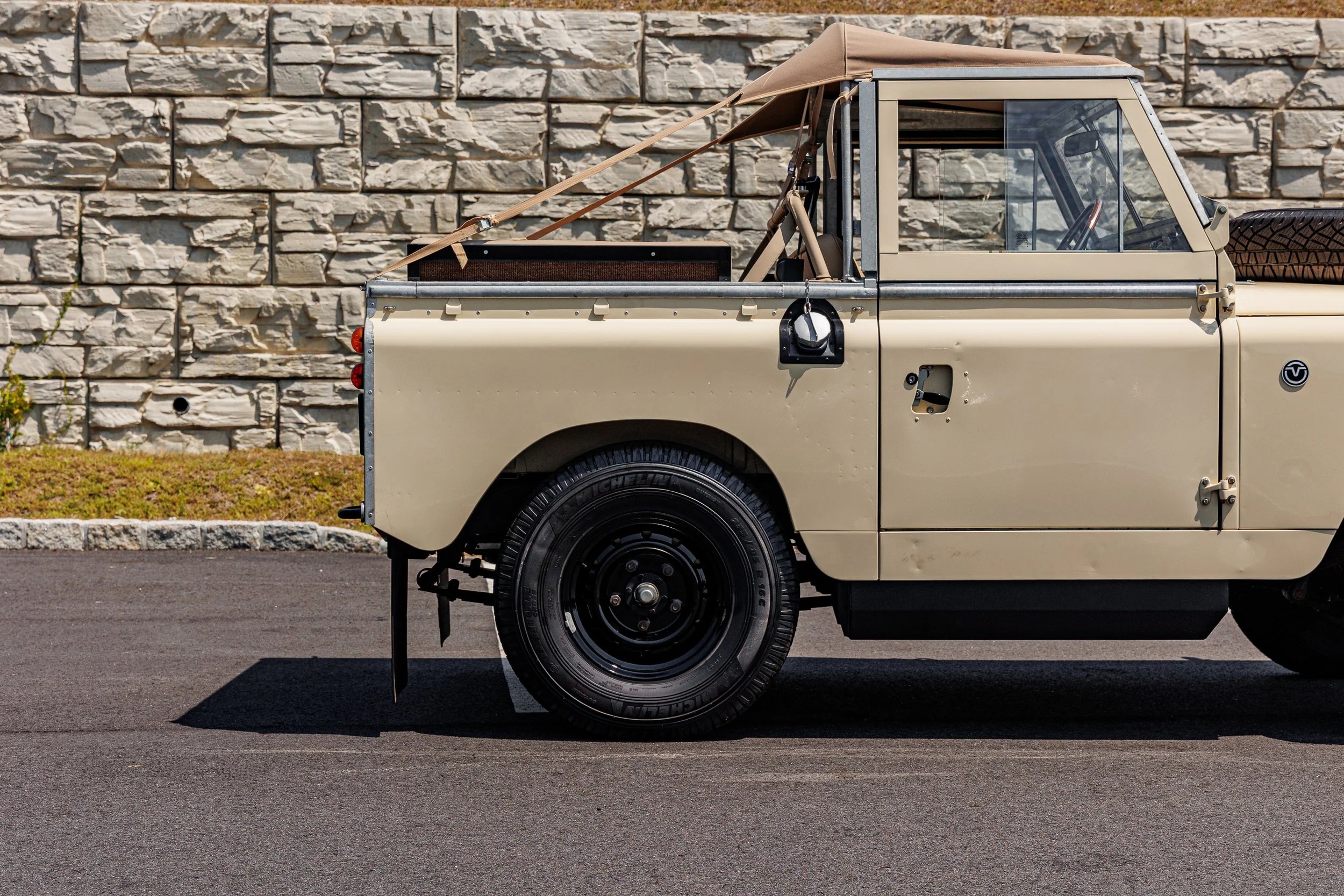 electric-land-rover-series-ii (19)