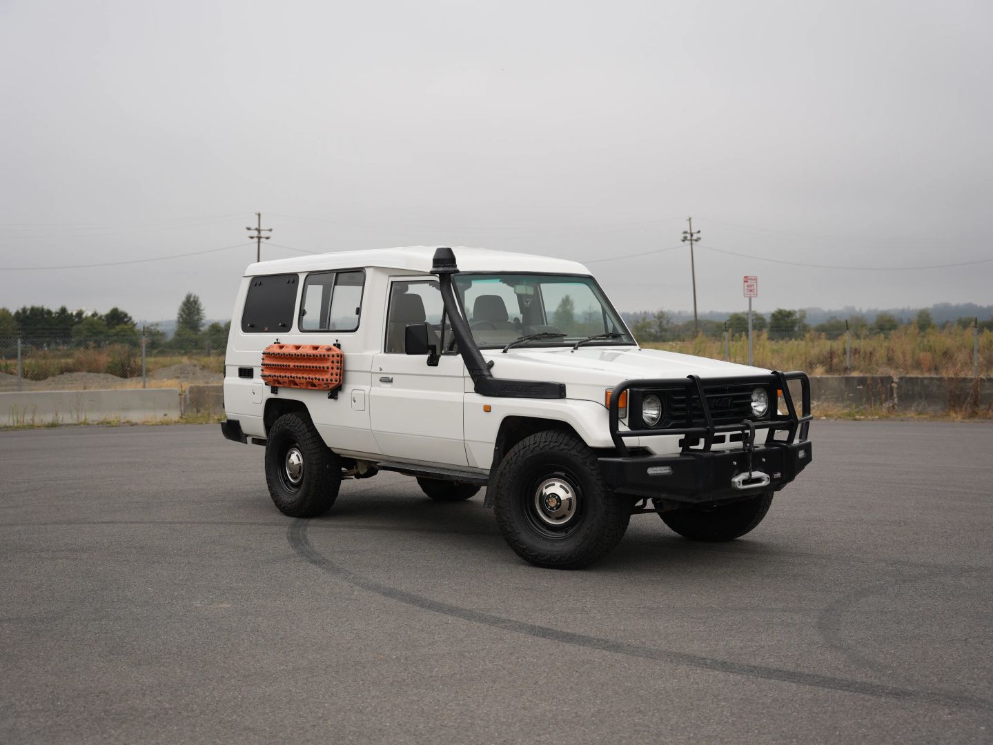 jdm-offroad-toyota-land-cruiser-02