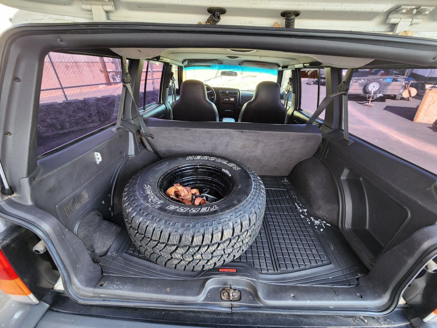 jeep-cherokee-xj-summit-offroad (3)