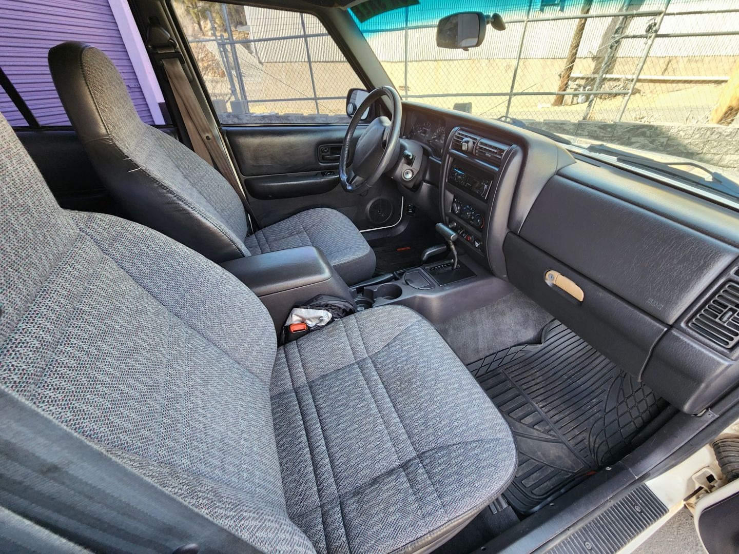 jeep-cherokee-xj-summit-offroad (8)