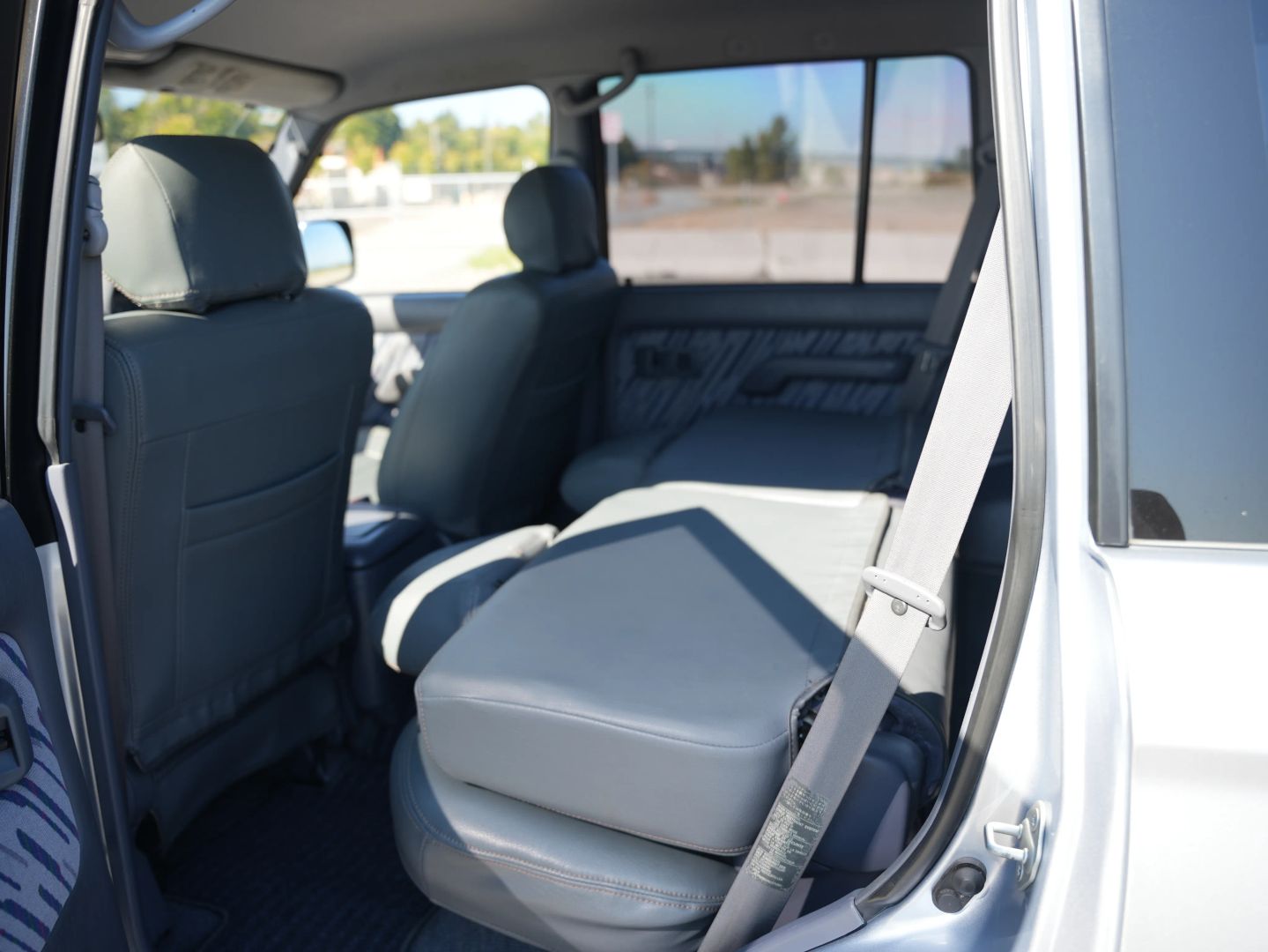 land-cruiser-prado-jdm-offroad-for-sale-49