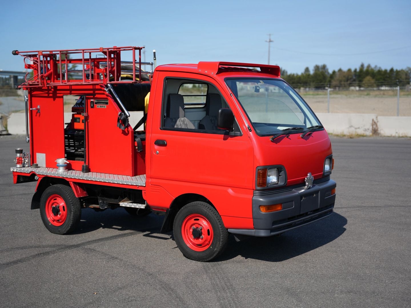 mitsubishi-minicab-firetruck-for-sale (35)