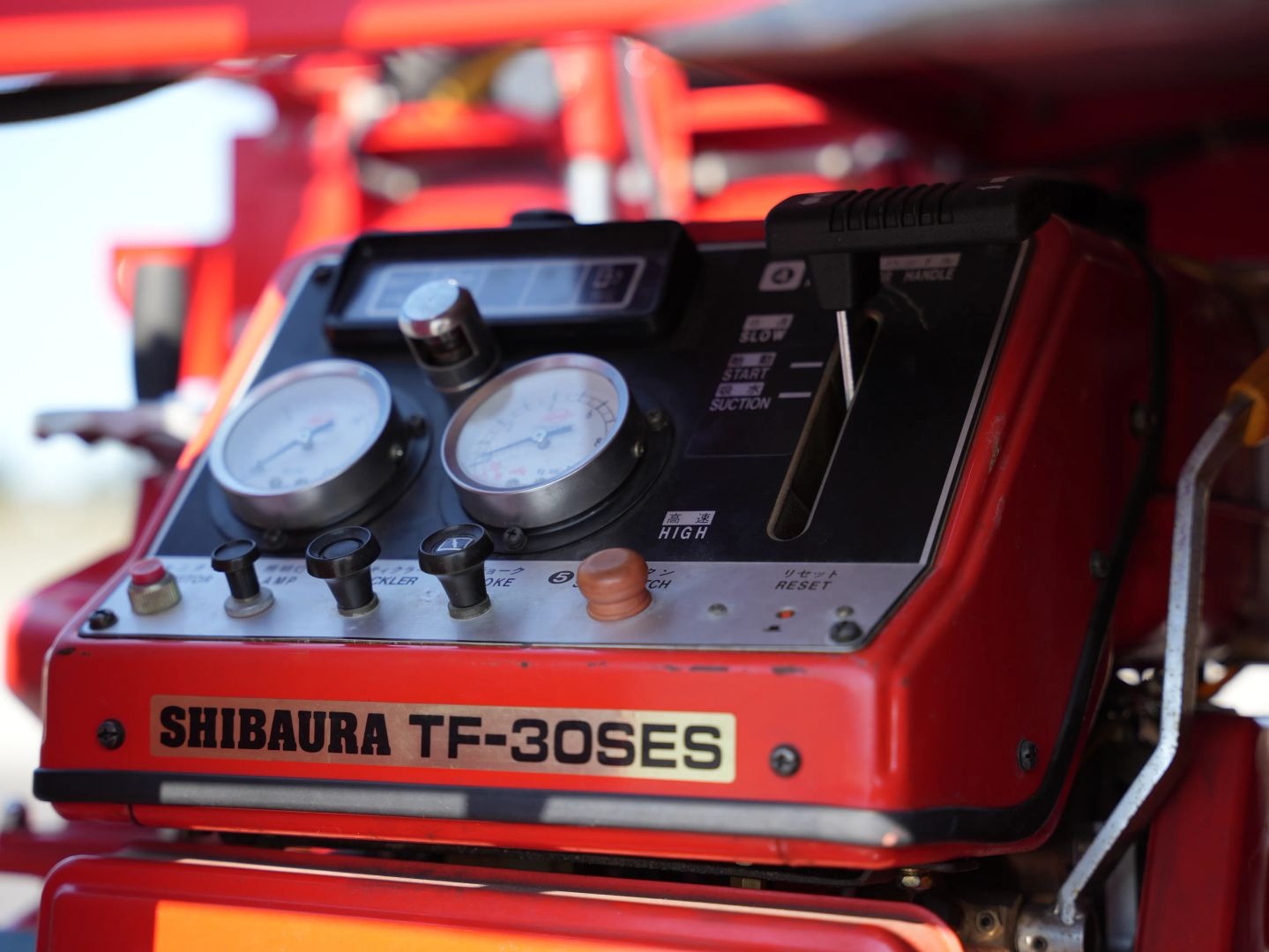 mitsubishi-minicab-firetruck-for-sale (9)