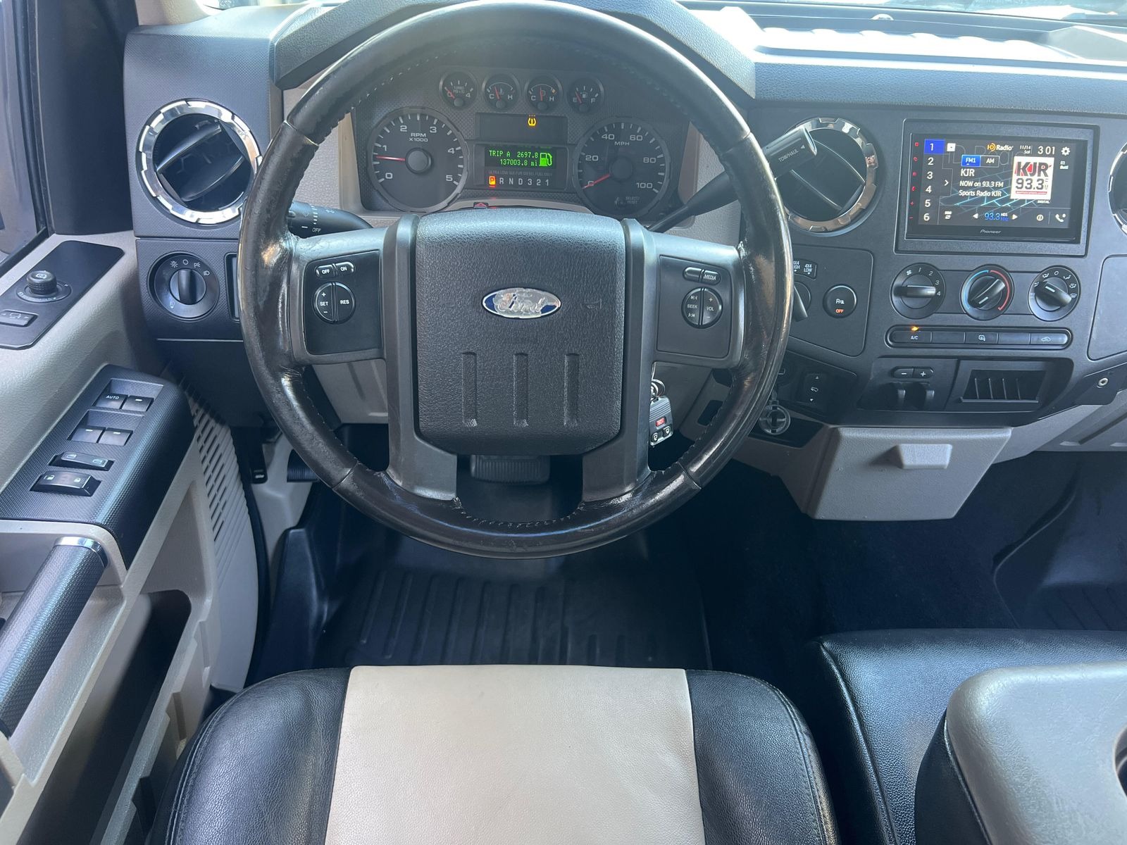 modified-2009-ford-f-350-xlt-for-sale-bonney-lake-wa-14
