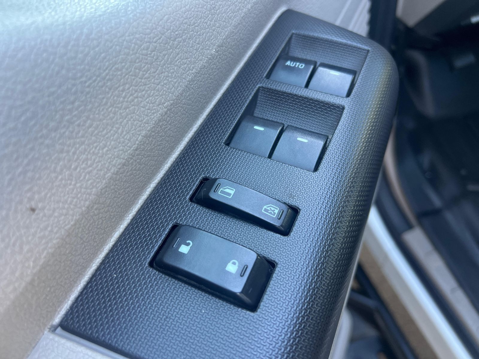 modified-2009-ford-f-350-xlt-for-sale-bonney-lake-wa-24