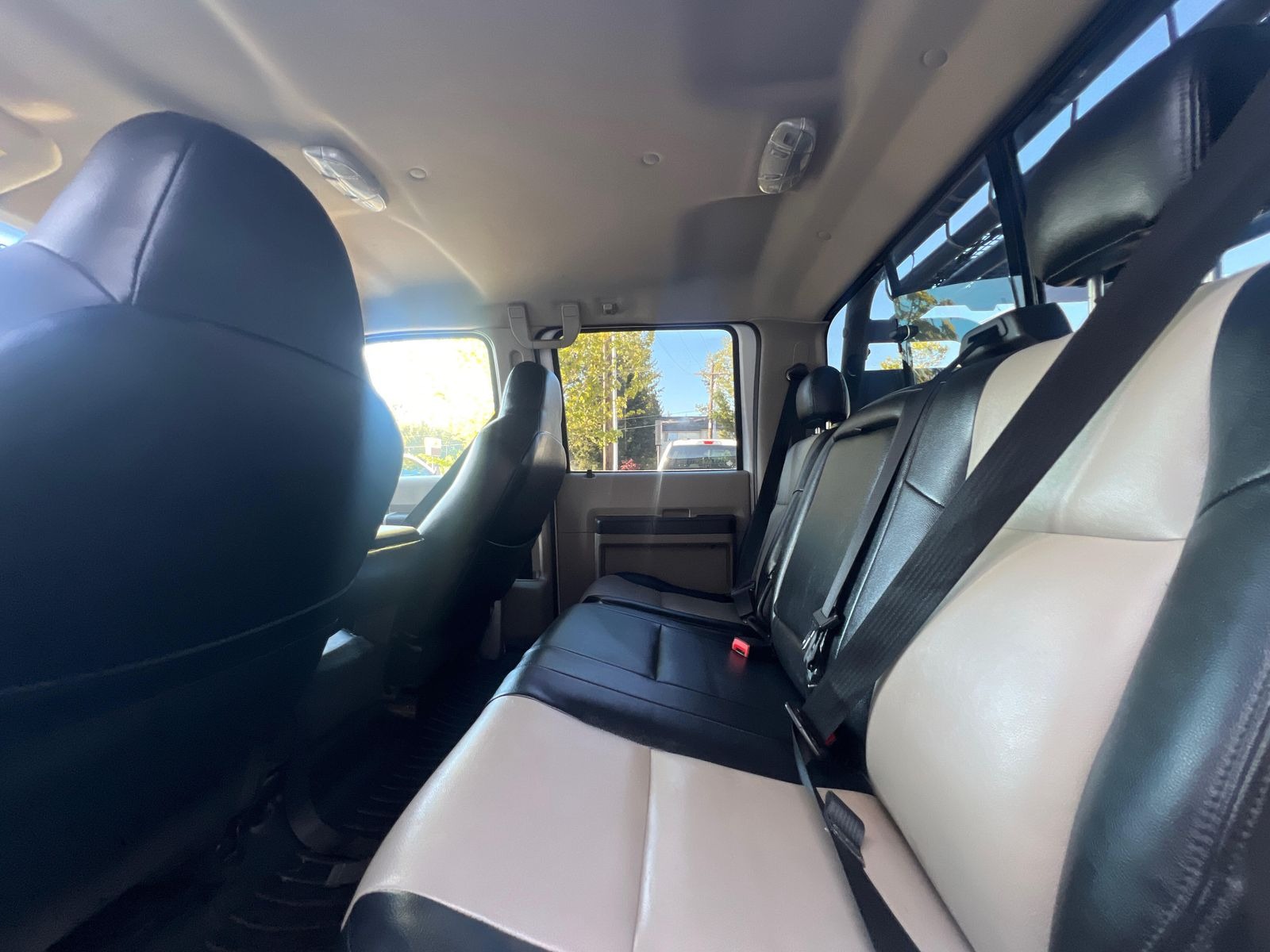 modified-2009-ford-f-350-xlt-for-sale-bonney-lake-wa-27