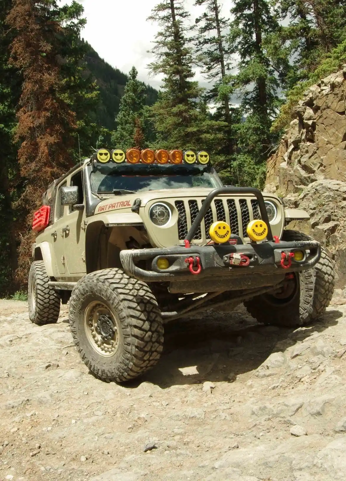 modified-2020-jeep-gladiator-for-sale-01