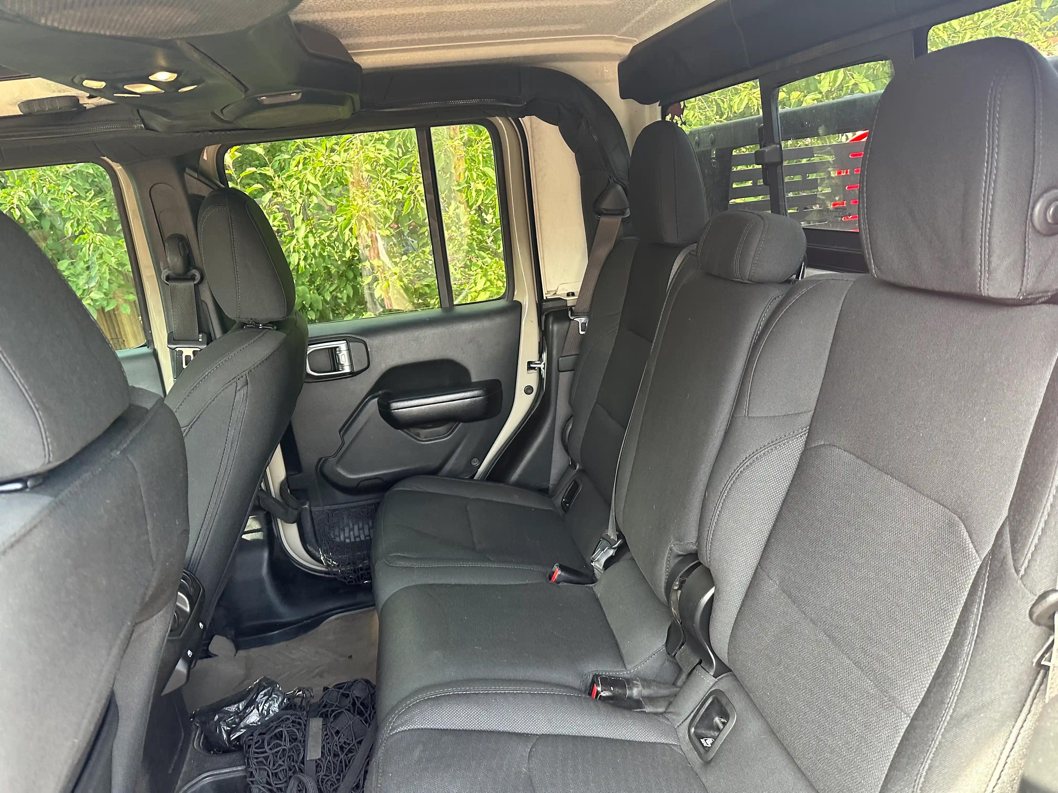 modified-2020-jeep-gladiator-for-sale-03